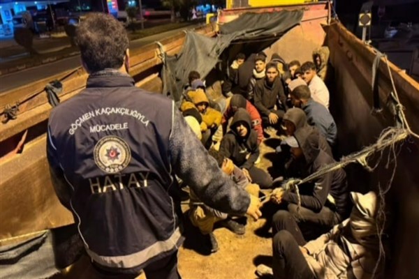 Hatay’da Göçmen Kaçakçılığına Büyük Darbe: 25 Tutuklu, 174 Düzensiz Göçmen Yakalandı