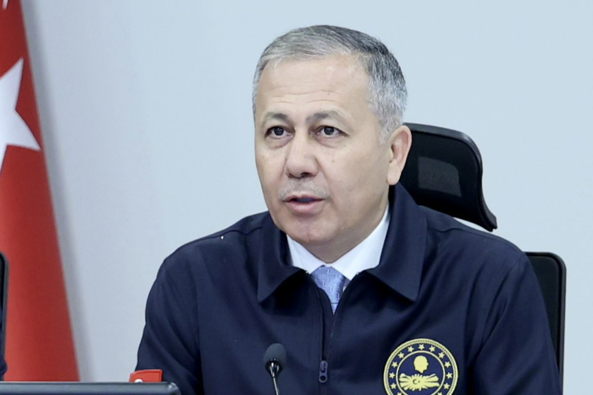 Bakan Yerlikaya’dan Acılı Aileye Anlamlı Ziyaret: Atlas Çağlayan’ın Ailesiyle Bir Araya Geldi