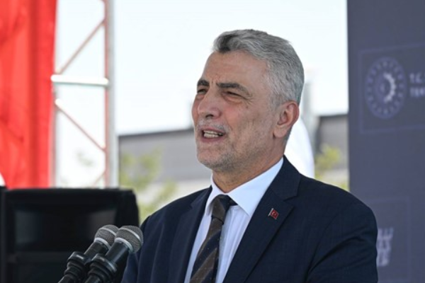 Ticaret Bakanı Bolat’tan Türk Eximbank Alıcı Kredileri Programı ile İhracatta Yeni Dönem Müjdesi