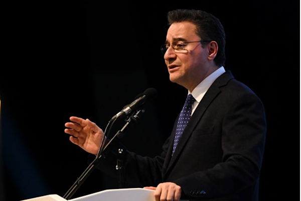 Babacan: Türkiye Gençler İçin Yeniden ‘Gidemeyenlerin Ülkesi’ Haline Geldi