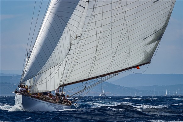 Marmaris Hisarönü’nde Makine Arızası Yaşayan Tekne KIYEM-2 Tarafından Kurtarıldı
