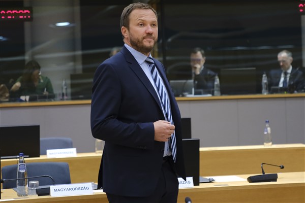 Tsahkna’dan Pakistan’daki Bombalama Kurbanlarına Açıklama: Acil Şifa Diliyorum