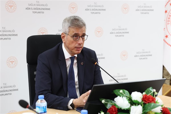 Bakan Memişoğlu, 9. Yıl TÜSAP Sağlık Zirvesi’nde Sağlıkta Geleceği Şekillendirdi
