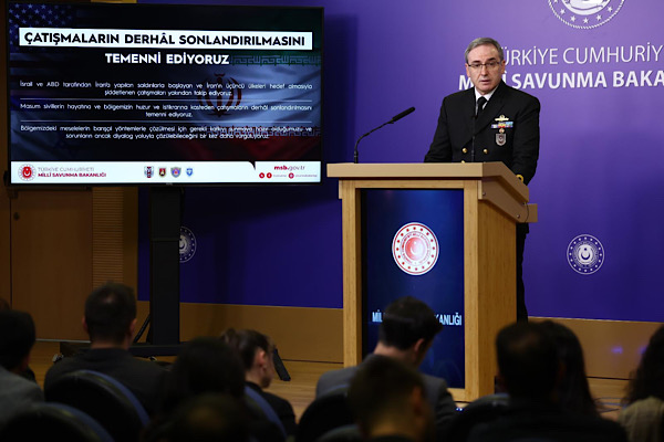 MSB’den Kritik Açıklama: İran’dan Türkiye’ye Kitlesel Göç İddiaları Asılsızdır