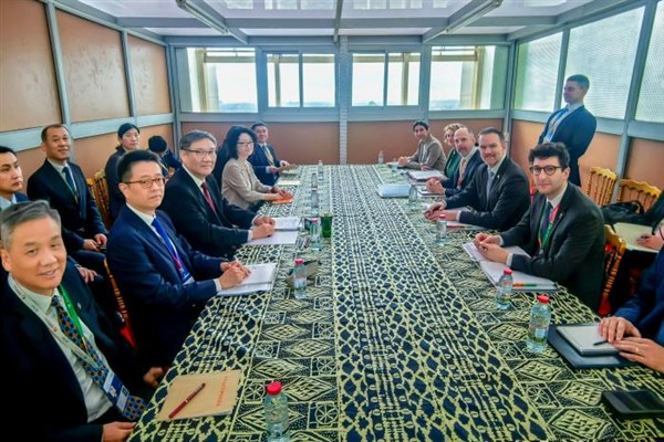 Ticaret Bakanı Wang Wentao, ABD Ticaret Temsilcisi ile Kritik Ekonomik İş Birliği Görüşmesi Yaptı