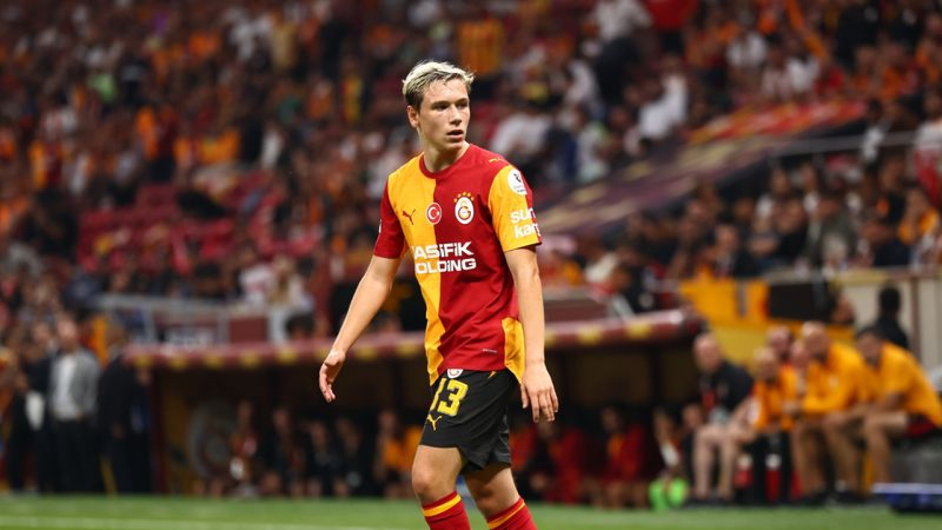 Aleksey Batrakov Galatasaray’a Transferiyle Şampiyonlar Ligi Hayalini Gerçekleştirdi