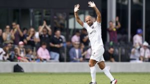 Federico Higuain kadın hakeme yönelik sözleri sonrası Columbus Crew’den ayrıldı