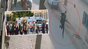 Manisa’da lise önünde silahlı saldırı dehşeti 11 kişi yaralandı