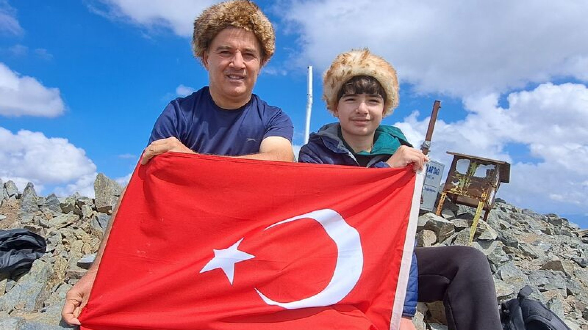 Trabzonlu 12 yaşındaki Şamil Başkaya, Kaçkar Dağı’na üçüncü kez tırmandı
