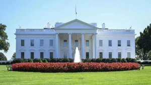 Trump’ın yasak kararıyla CNN ve MS NOW muhabirleri Beyaz Saray’a giriş yapamadı