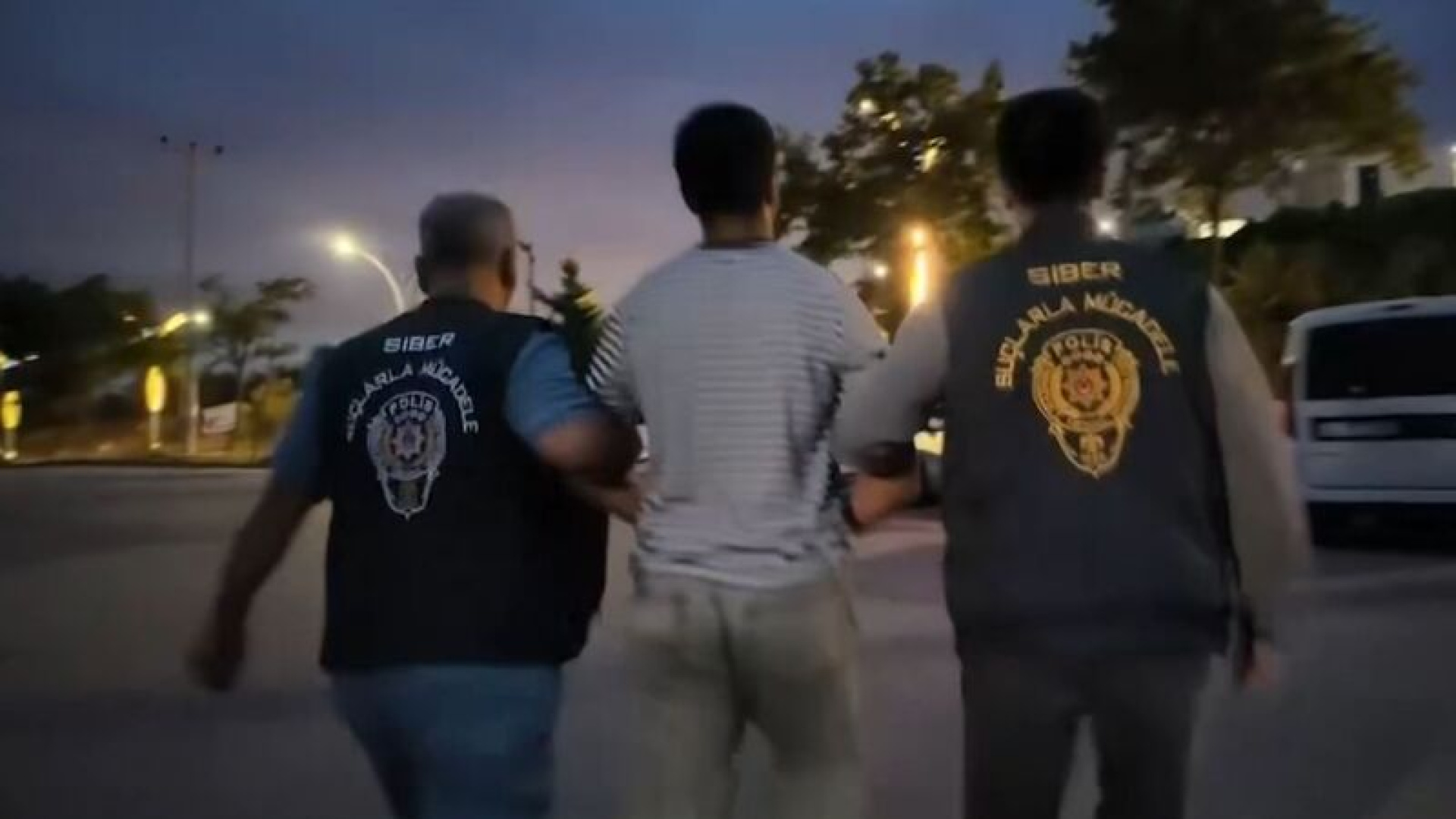 Türkiye genelinde siber suç operasyonlarıyla 286 kişinin tutuklanması dikkat çekti