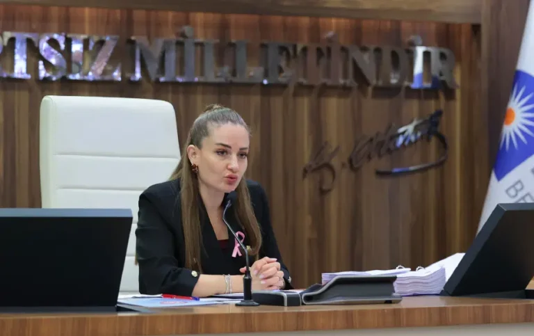 Antalya Belediye Başkanvekili Büşra Özdemir AK Parti iddialarını yalanladı