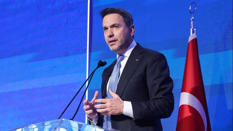 Bakan Bayraktar, Türkiye’nin LPG piyasasında Avrupa’da ikinci sırada olduğunu açıkladı