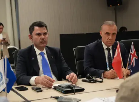 Bakan Kurum, Fiji’de Avustralya İklim Değişikliği Bakanı ile COP31 için strateji geliştirdi
