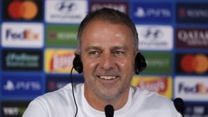 Barcelona’nın Teknik Direktörü Hansi Flick, Galatasaray’ı yenerek ikinci yarıdaki stratejik dönüşümü övdü