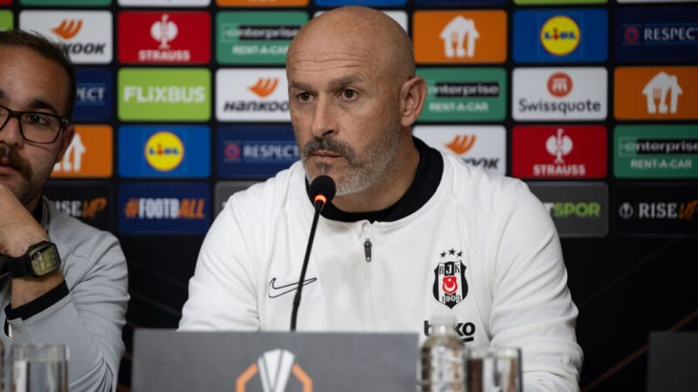 Beşiktaş Teknik Direktörü Italiano, Crystal Palace maçı öncesi kadro planını açıkladı