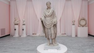 Burdur Müzesi’nin 18 Eseri Kopenhag’daki Glyptotek Müzesi’nde Sergileniyor