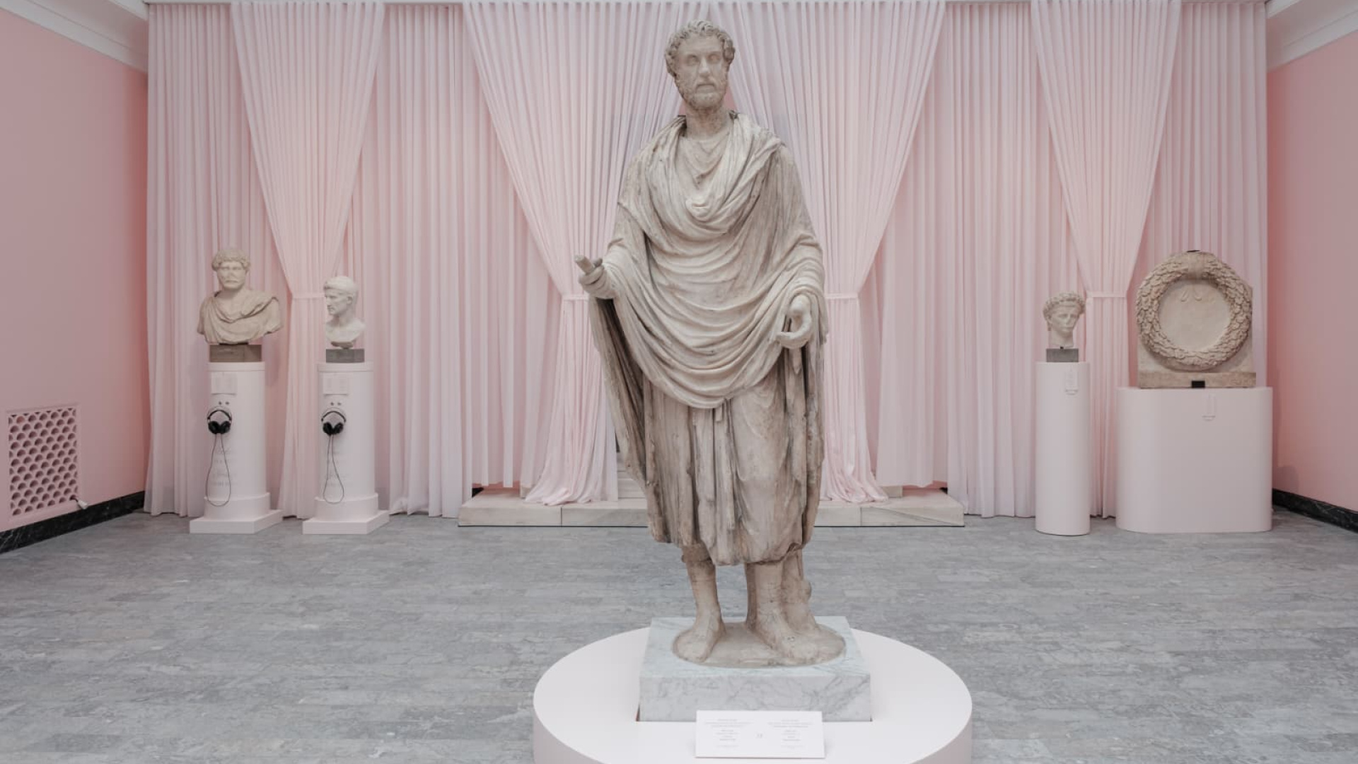 Burdur Müzesi’nin 18 Eseri Kopenhag’daki Glyptotek Müzesi’nde Sergileniyor