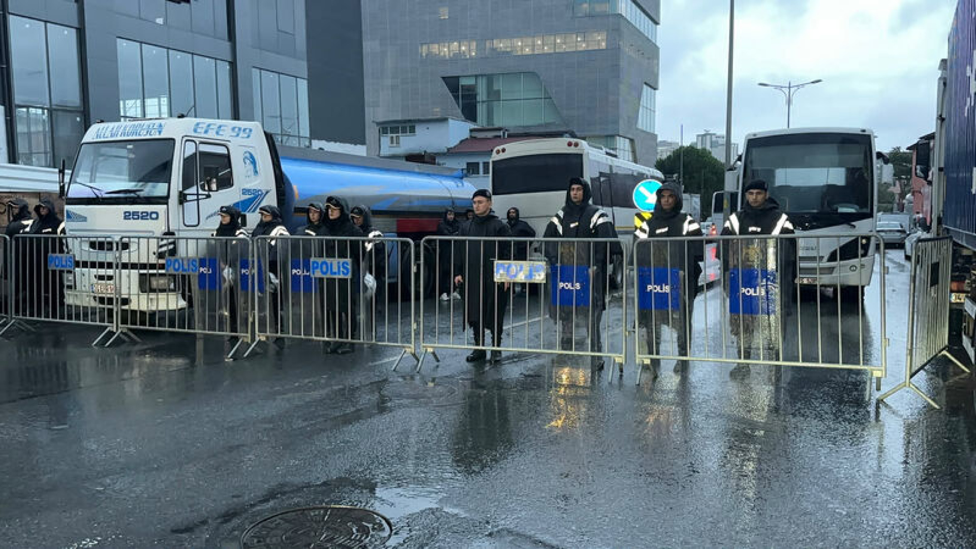 Cafer Mahiroğlu soruşturması kapsamında dört kişi tutuklandı, sekiz kişi adli kontrolle serbest