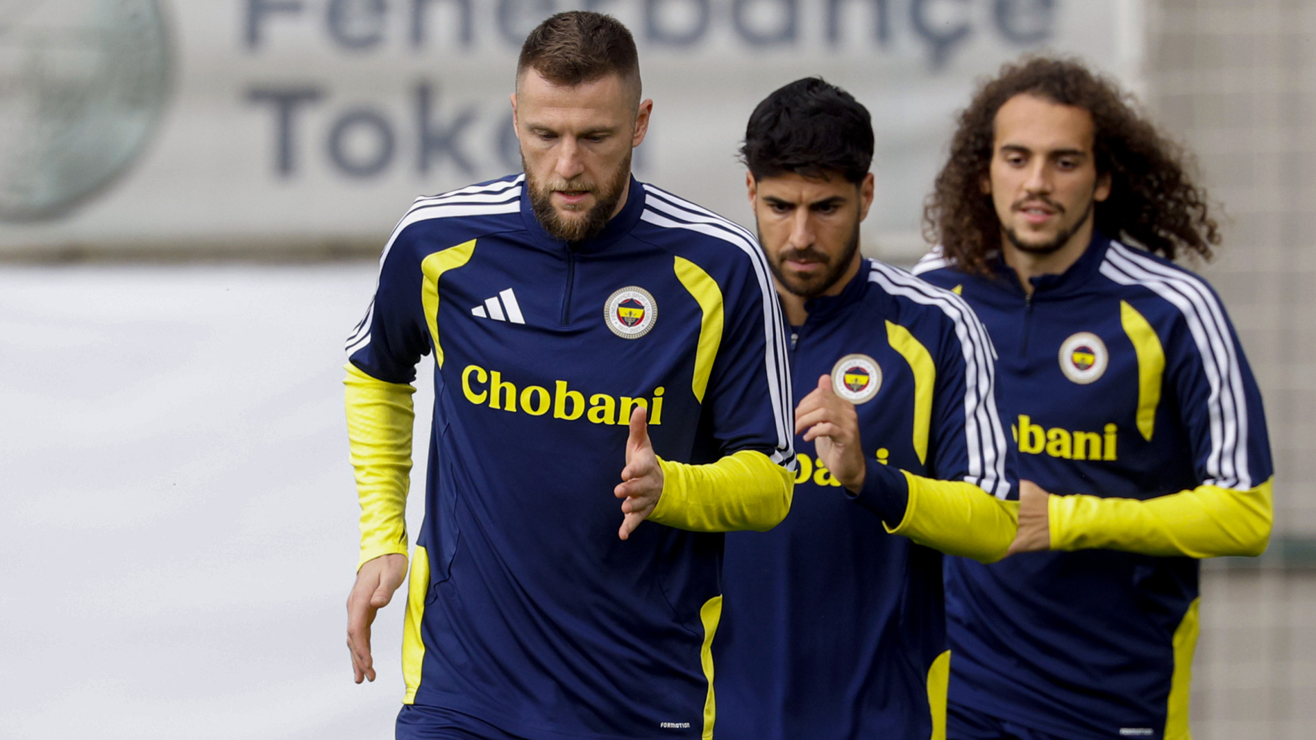 Fenerbahçe Şampiyonlar Ligi’nde Aston Villa Karşısında Galibiyet Arıyor