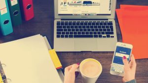İnternet haberciliği nedir? Özellikleri, avantajları ve sorunları