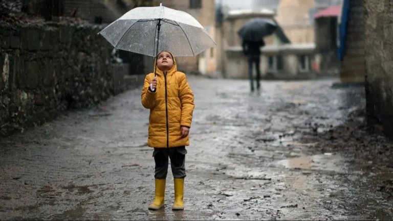 İstanbul’da 16 Ekim’de de Okullar Tatil Edildi, Sağanak Etkisini Sürdürüyor