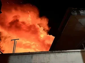 Kula’da Ahşap Evin Yangınında Metin Balcı Hayatını Kaybetti