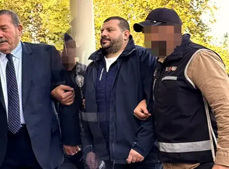 Muğla’da ihale skandalında 18 tutuklama, aralarında belediye başkanı ve oğlu da var