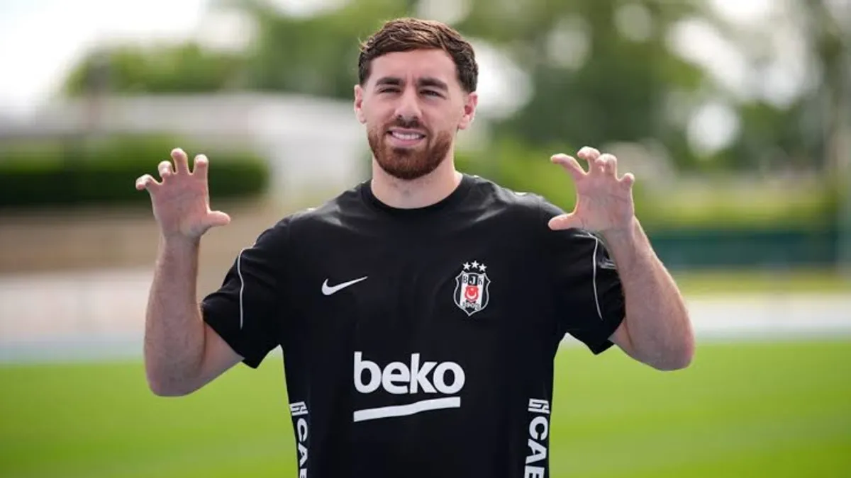 Orkun Kökçü, milyonluk kazancına rağmen mütevazı saat tercihiyle dikkat çekiyor