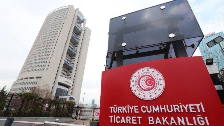 Ticaret Bakanlığı, İsmail Saymaz ve Murat Ağırel için hukuki süreç başlattı